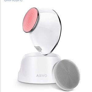***NEW IN BOX*** Aevo Facial Cleaning Brush